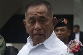 Menhan katakan produk alutsista dalam negeri masih banyak kekurangan