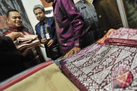 PAMERAN SONGKET INTERNASIONAL SAWAHLUNTO Page 1 Small