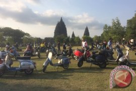 Asia Vespa Days 2017 Page 1 Small