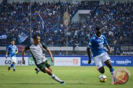 Persib ditahan imbang PS Tira Page 1 Small