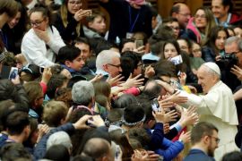 Petinggi Vatikan tuduh penentang Paus lakukan pencemaran nama baik