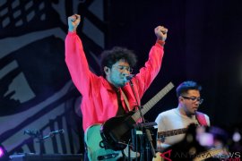 Kunto Aji tampil memukau di Synchronize Fest 2018