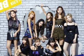 TWICE puncaki tangga album Jepang