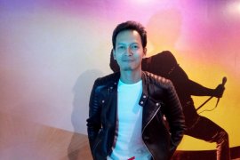 Aktor Fedi Nuril idolakan Freddie Mercury