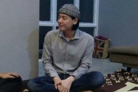 Roger Danuarta masuk Islam, pengacara enggan komentar