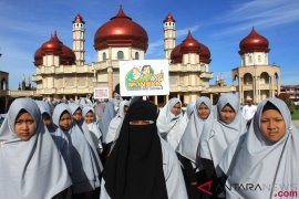 Pemerintah buka program beasiswa untuk santri berprestasi
