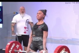 Lifter Sri Hartati rebut tiga emas di kejuaraan dunia