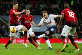 (Foto) Momen Terbaik Kemenangan MU Lawan Hotspur Page 3 Small