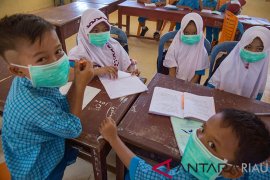 Bantuan Masker Antisipasi Karhutla di Rupat Page 3 Small