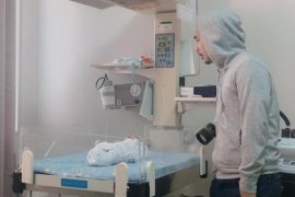 Raditya Dika menyambut kelahiran anak pertama