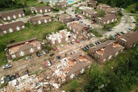 Tornado terjang Kota  Jefferson, Missouri, AS