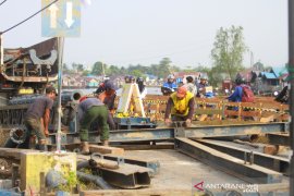 Jembatan Sungai Gardu Mulai Dikerjakan