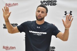 Stephen Curry bela AS di Olimpiade