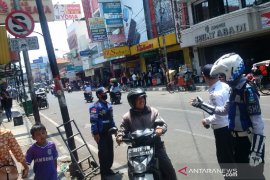 Dishub Garut Larang Angkutan Umum Pasang Stiker Kampanye Antara