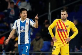 Barcelona ke puncak klasemen lagi walau seri 2-2 lawan Espanyol