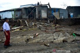 Rumah rusak akibat abrasi Page 2 Small