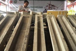 Panel Rumah Instan Sederhana Buatan Penyintas Sederhana Page 1 Small