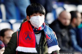PSG lawan Dijon tak ada jabat tangan khawatir virus corona