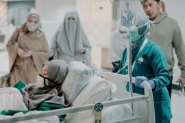 Bayi Zaskia Adya Mecca dipasangi alat bantu pernapasan