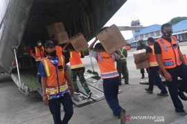 Humanitarian assistances delivered to victims of W Sulawesi earthquake