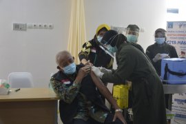 Dinkes Sleman: Tenaga kesehatan bisa divaksin COVID-19 di seluruh fasyankes