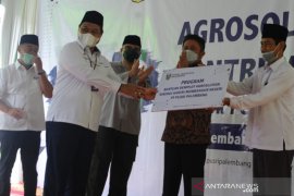 Peluncuran Agro Solution bagi Pondok Pesantren Palembang Page 1 Small