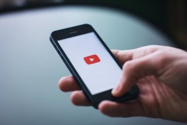 Aplikasi YouTube diwartakan tidak akan bisa difungsikan di iPhone lama