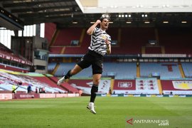 Barcelona tidak akan datangkan Edinson Cavani