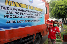 KPK usut penjualan sembako buat bansos ke PT Dwimukti Graha Elektrindo