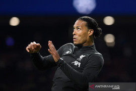 Gol tunggal Van Dijk antar Liverpool kalahkan Chelsea untuk juarai Piala Liga Inggris