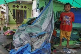 Pengungsi Korban Banjir Sintang Kalbar Page 1 Small