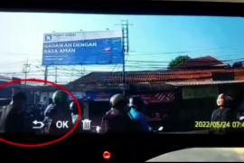 Polisi buru copet yang viral di Terminal Pulogadung