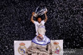 Perayaan kemenangan Real Madrid di Liga Champions Page 3 Small