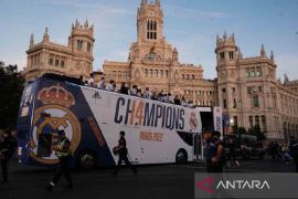 Perayaan kemenangan Real Madrid di Liga Champions Page 1 Small