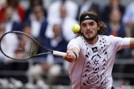 Tenis French Open: Holger Rune kalahkan Stefanos Tsitsipas Page 3 Small