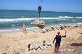 Mencegah erosi pantai Gaza Page 1 Small