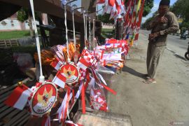 Penjualan Bendera Dan Pernak Pernik Kemerdekaan Page 2 Small