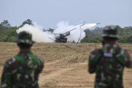 Latihan Penembakan Roket Astros Dan Himars Page 1 Small