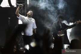 Lirik lagu 