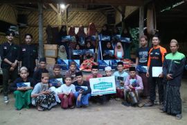 Dompet Dhuafa Lampung kirim bantuan untuk santri di Tanggamus yang pondok pesantrennya terbakar