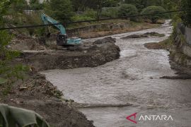 Pengurangan Risiko Bencana Banjir di Palu Page 1 Small