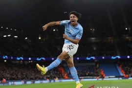 Rico Lewis diskors tiga pertandingan usai terima kartu merah