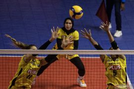 Putri Gresik Petrokimia Pupuk Indonesia Menang Page 4 Small