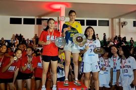 Tim Putra Jatim juarai Kejurnas Basket U-15 di Pangkalpinang