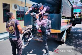 Polisi Rejang Lebong tangkap pelaku pembakaran kendaraan dan rumah