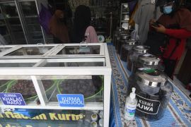 PENJUALAN KURMA SAAT RAMADHAN Page 3 Small