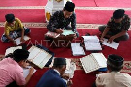 Pendidikan Hafalan Alquran Bulan Ramadhan Page 1 Small