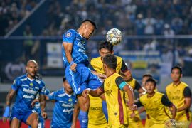Persebaya Surabaya pulangkan Rachmat Irianto dari Persib Bandung