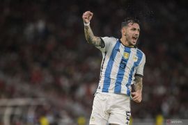 Leandro Paredes dilaporkan akan tinggalkan AS Roma