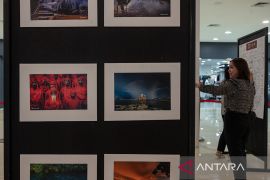 Pameran foto wisata dan budaya Sulteng Page 2 Small